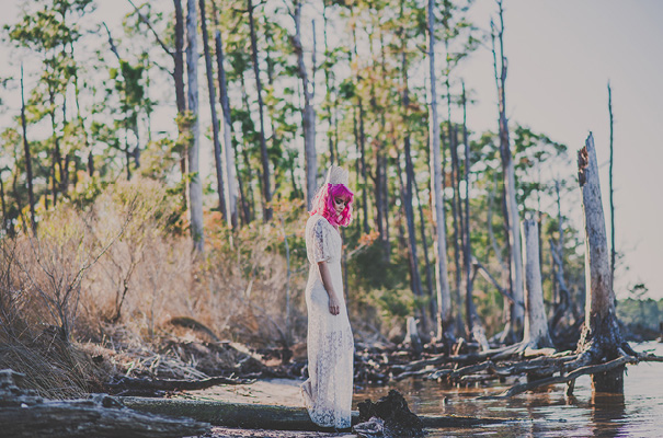 pink-hair-rock-n-roll-gypsy-boho-bridal-inspiration-styling-ideas-cake-wedding13