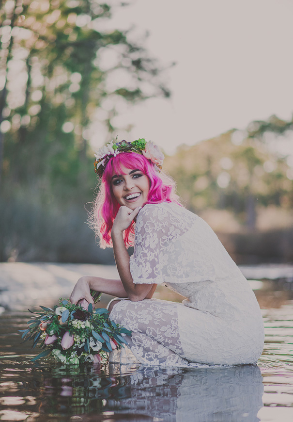 pink-hair-rock-n-roll-gypsy-boho-bridal-inspiration8