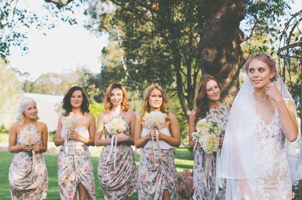 purple-hair-bride-wedding-inspiration-barn-country13