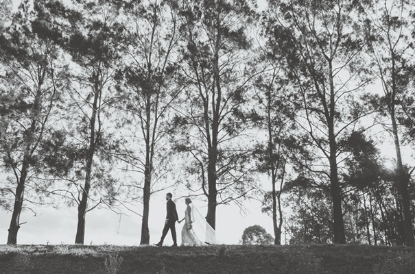 purple-hair-bride-wedding-inspiration-barn-country18