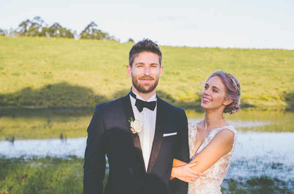 purple-hair-bride-wedding-inspiration-barn-country23