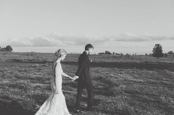 purple-hair-bride-wedding-inspiration-barn-country24