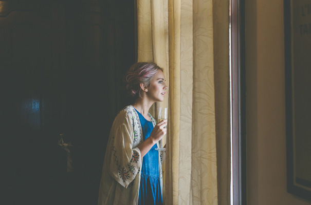 purple-hair-bride-wedding-inspiration-barn-country8