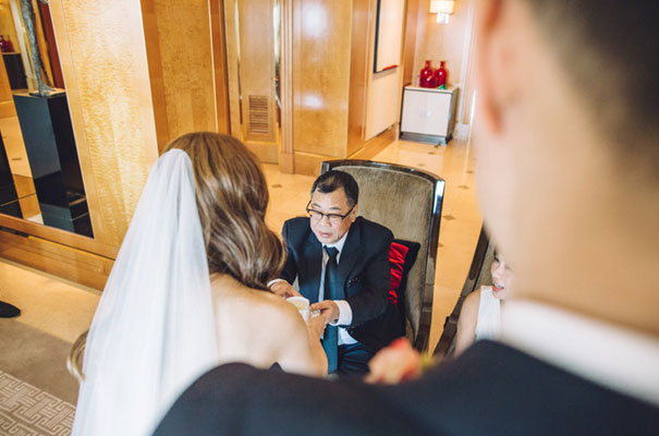 vietnamese-tea-ceremony-red-wedding-dress-bridal-gown-mitch-pohl11