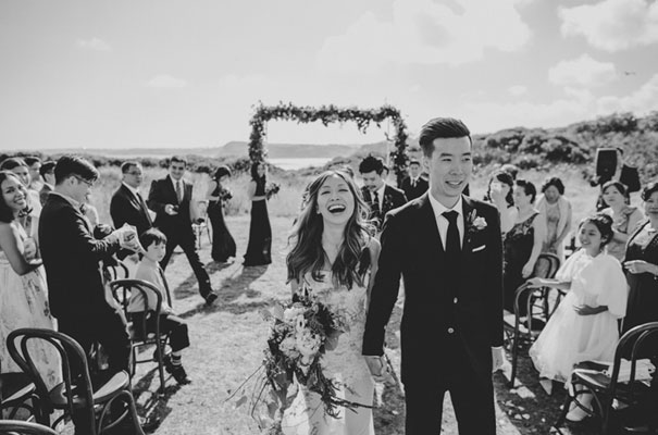 vietnamese-tea-ceremony-red-wedding-dress-bridal-gown-mitch-pohl29