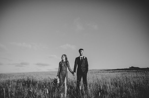 vietnamese-tea-ceremony-red-wedding-dress-bridal-gown-mitch-pohl42