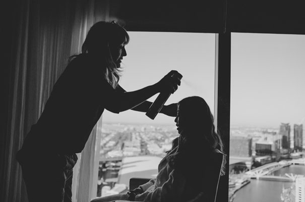 vietnamese-tea-ceremony-red-wedding-dress-bridal-gown-mitch-pohl5