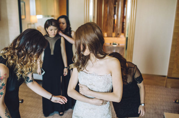 vietnamese-tea-ceremony-red-wedding-dress-bridal-gown-mitch-pohl6