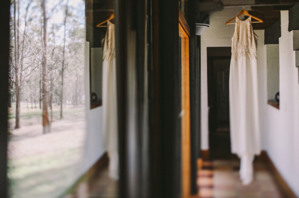 wandin-valley-lovedale-lover-the-label-lara-hotz-wedding-inspiration-cricket-ground8