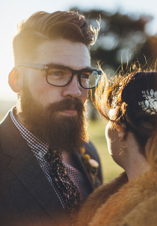 QLD-stories-by-ash-queensland-wedding-gold-wreath-bride3