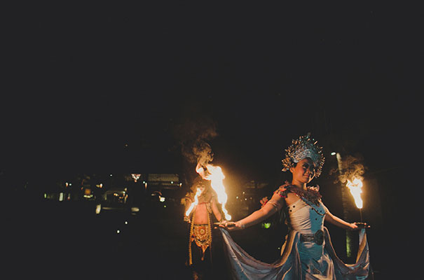 bali-wedding-jenny-packham-bridal-gown-dan-oday-photography50