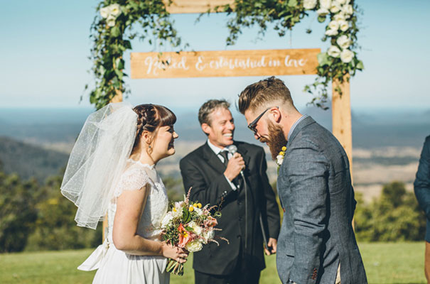 stories-by-ash-queensland-wedding-gold-wreath-bride18