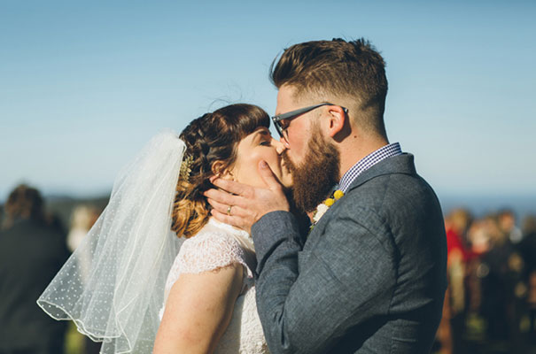 stories-by-ash-queensland-wedding-gold-wreath-bride24