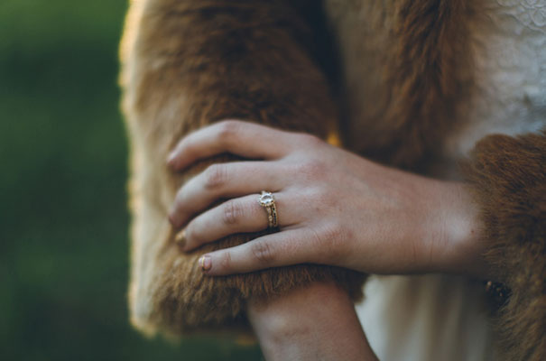 stories-by-ash-queensland-wedding-gold-wreath-bride38
