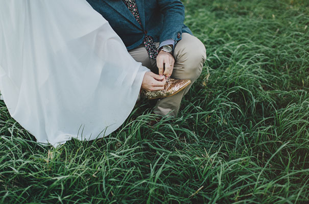 stories-by-ash-queensland-wedding-gold-wreath-bride43