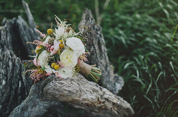 stories-by-ash-queensland-wedding-gold-wreath-bride45