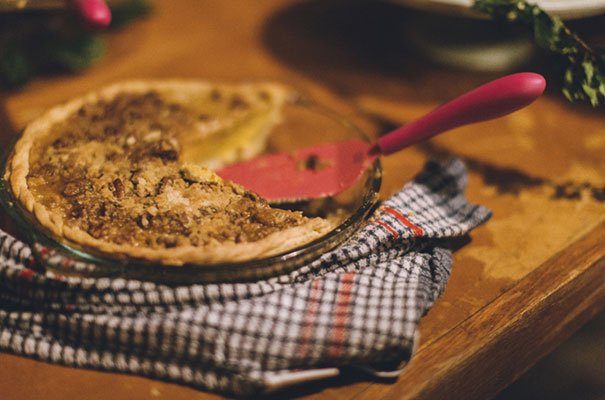 stories-by-ash-queensland-wedding-gold-wreath-bride60