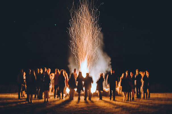 stories-by-ash-queensland-wedding-gold-wreath-bride66