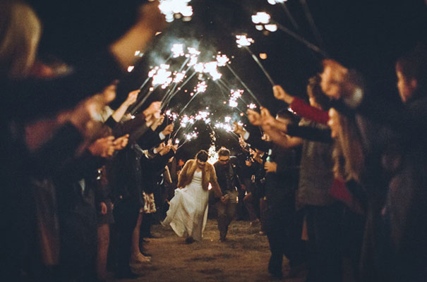 stories-by-ash-queensland-wedding-gold-wreath-bride67