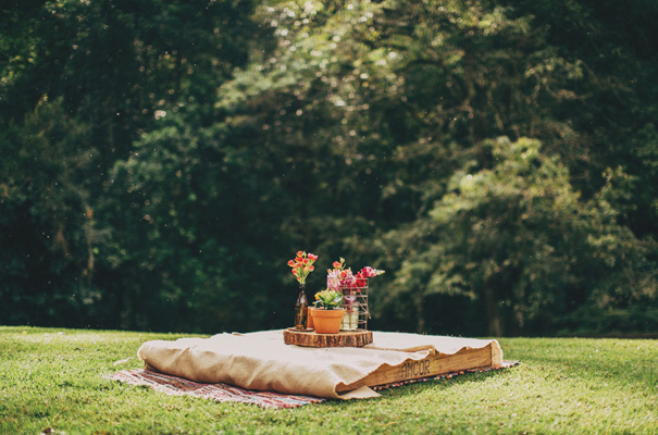 teepee-bright-fun-DIY-wedding-The-Robertsons-Photography28