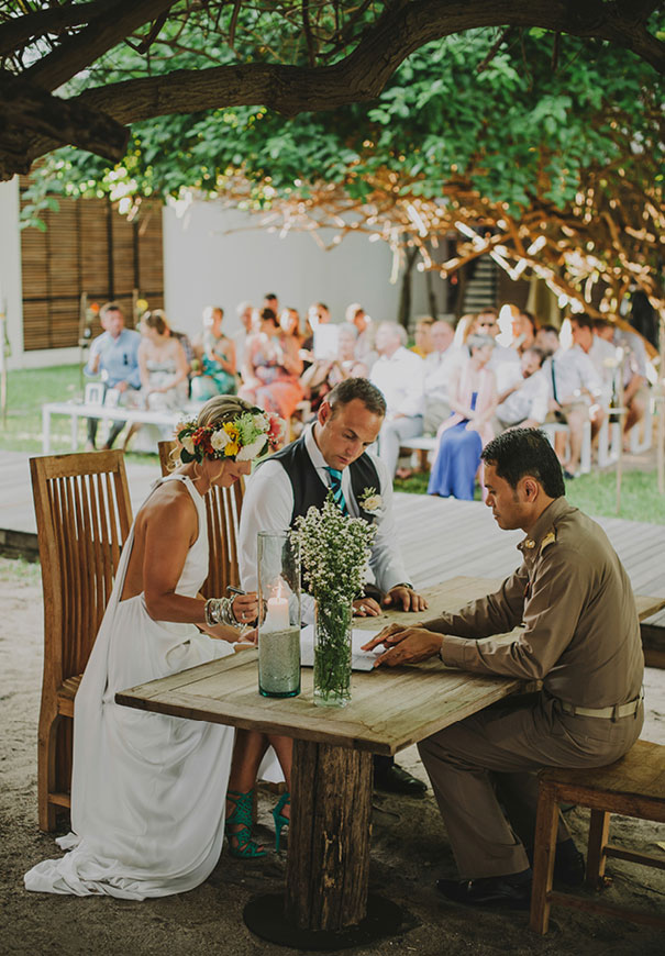 ASIA-thailand-destination-wedding-photographer-flower-crown277