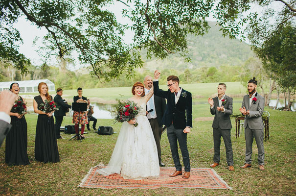 awesome-outdoor-wedding-twig-grace-stylist-prop-hire14