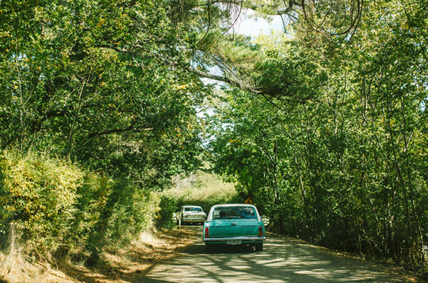barn-country-farm-wedding-rue-de-seine-bridal-gown10