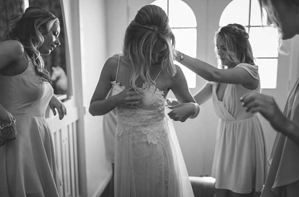 byron-bay-wedding-grace-loves-lace-bridal-gown10
