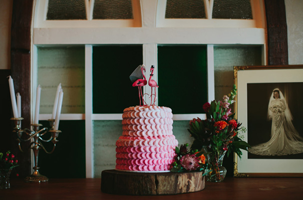 retro-vintage-bride-rock-n-roll-wedding12