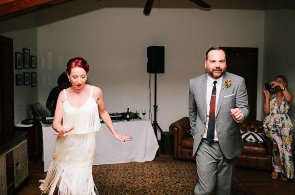 retro-vintage-bride-rock-n-roll-wedding27