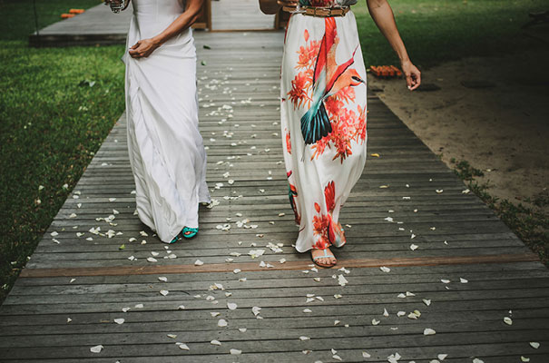 thailand-destination-wedding-photographer-flower-crown18