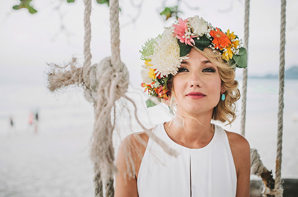 thailand-destination-wedding-photographer-flower-crown21