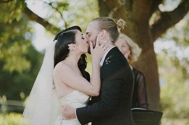 VIC-elegant-romantic-DIY-country-wedding-heart-and-colour17