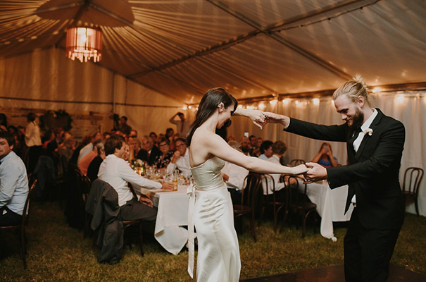 VIC-elegant-romantic-DIY-country-wedding-heart-and-colour33