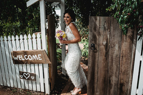 backyard-wedding-wild-daisies-purple-yellow6