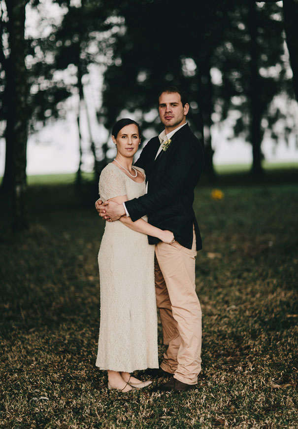 beautiful-elegant-pregnant-bride-vintage-wedding-dress347