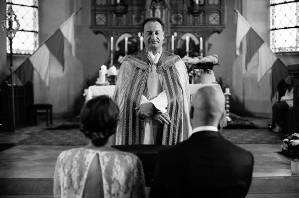 cool-german-wedding-photographer-rue-de-seine-bride11