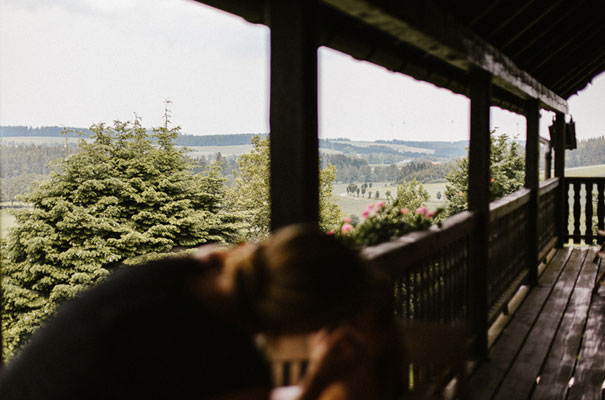 cool-german-wedding-photographer-rue-de-seine-bride2