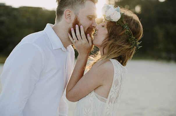 queensland-wedding-photographer-hipster-groom-heart-and-colour5
