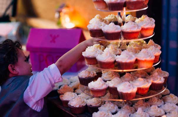 rainbow-bringt-lover-the-label-queensland-wedding-inspiration26