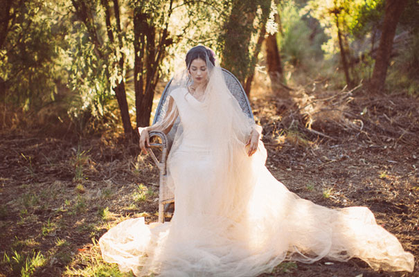 romantic-merlot-berry-blush-wedding-bridal-inspiration8