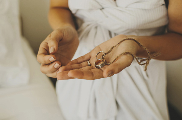 rue-de-seine-danelle-bohane-new-zealand-backyard-wedding-inspiration-daisies3