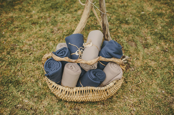 rue-de-seine-danelle-bohane-new-zealand-backyard-wedding-inspiration-daisies34