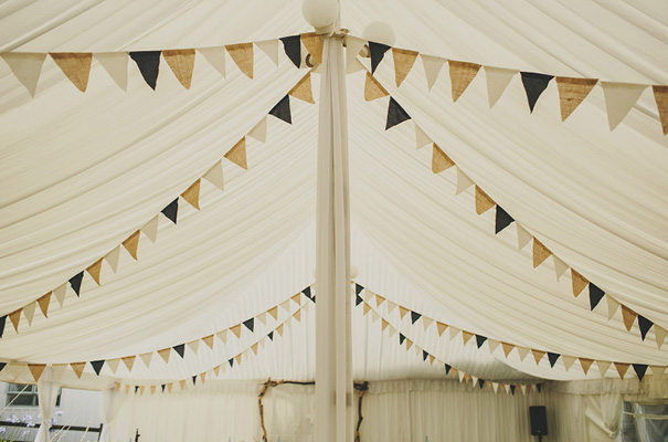 rue-de-seine-danelle-bohane-new-zealand-backyard-wedding-inspiration-daisies36