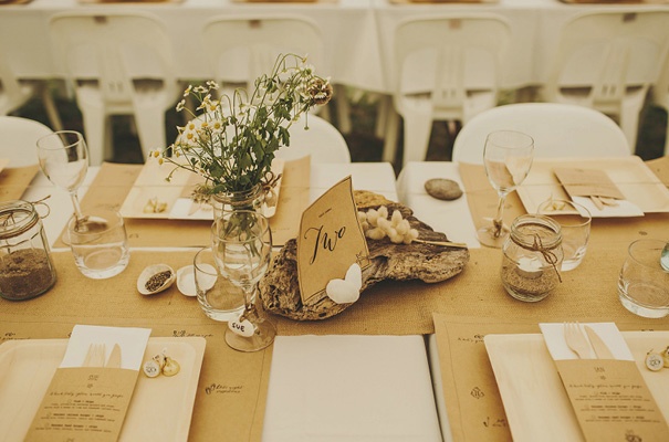 rue-de-seine-danelle-bohane-new-zealand-backyard-wedding-inspiration-daisies39