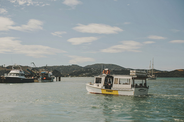 rue-de-seine-danelle-bohane-new-zealand-backyard-wedding-inspiration-daisies7