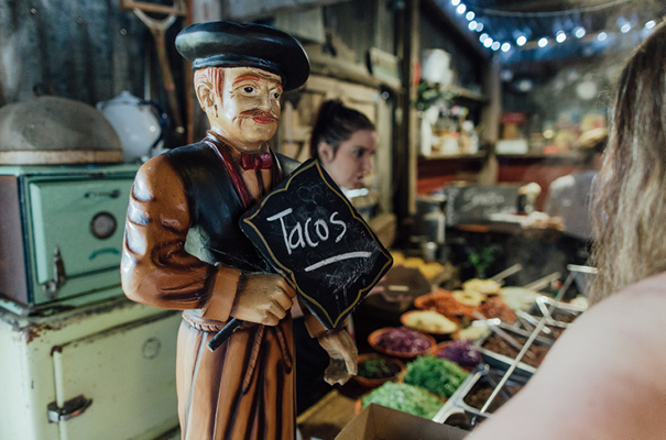 flower-crown-bouquet-inspiration-south-coast-wedding-photographer20