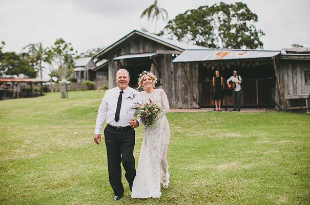 queensland-grace-loves-lace-pineapple-farm-wedding16