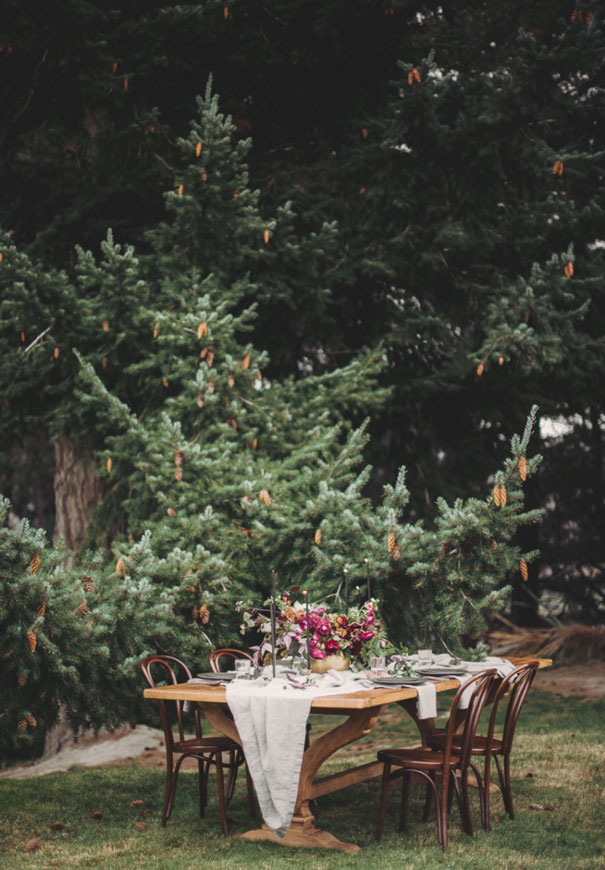 romantic-purple-gold-forest-wedding-inspiration6