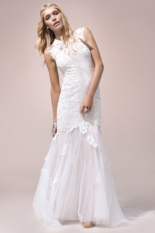 rue-de-seine-2016-bridal-gown-wedding-dress-nomad-boho-romantic-beaded-backless-crochet2